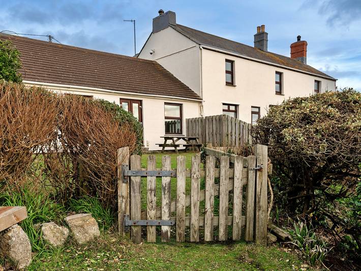 Holiday rental for 6 people, with pets in Sennen