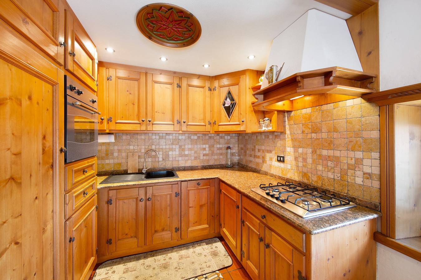 Entire apartment, Apartment 'Ai Frassini A Vinigo' with Mountain View, Private Terrace and Wi-Fi in Vodo di Cadore, Eastern Dolomites