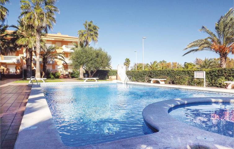 Appartement de vacances pour 4 personnes, avec terrasse et piscine, adapté aux familles - 1