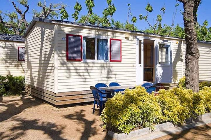 Casa de vacaciones para 4 personas, con piscina para niños además de jardín y piscina en Blanes