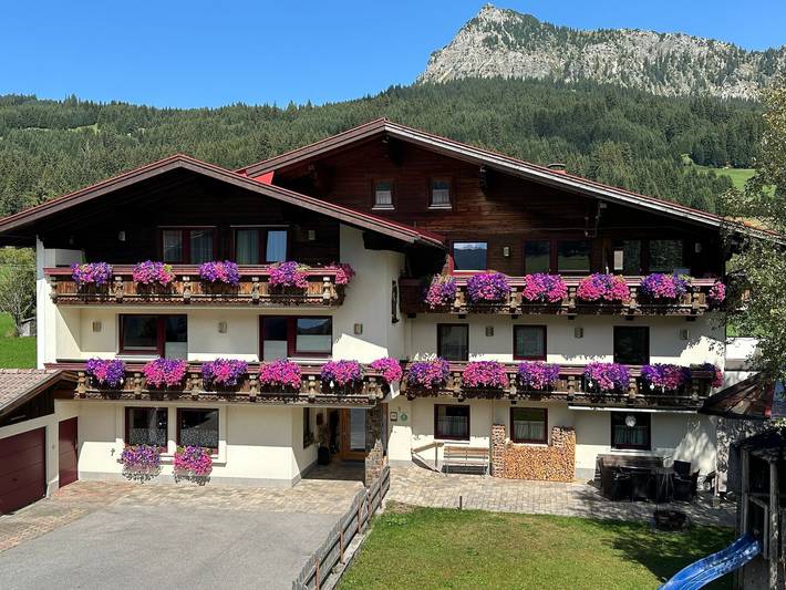 Ferienwohnung für 3 Personen, mit Balkon in Tannheimer Tal