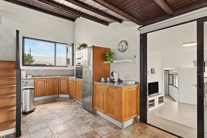 Entire apartment, Vacation Apartment 'Guada' with Private Terrace, Wi-Fi and Air Conditioning in Tao, Teguise