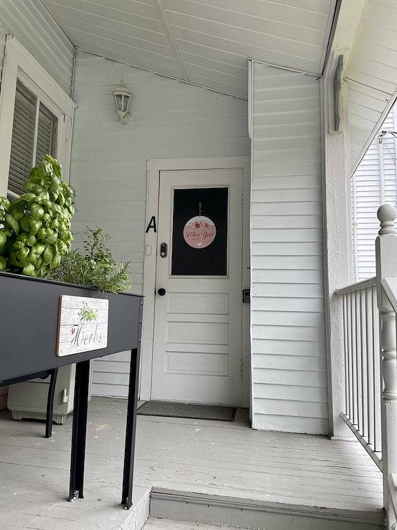 Ganze Wohnung, Private historic district apt with pool-suite A in Ocala, Marion County (FL)