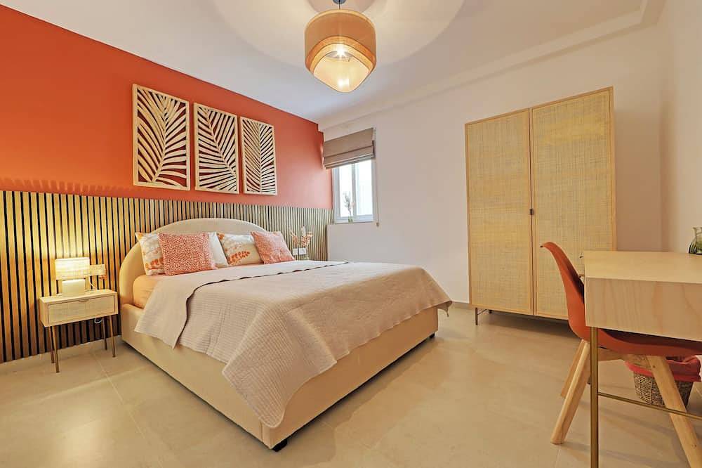 Ganze Wohnung, Gozo Getaway - Large Pool Apartment, 10 mins to Xagħra Square in Xaghra, Gozo
