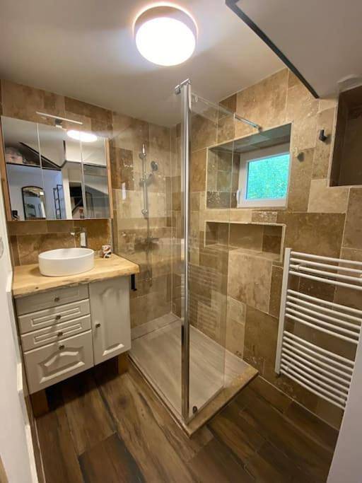 Location de vacances pour 4 personnes, avec jardin ainsi que terrasse et vue, adapté aux familles dans Saint-Brieuc - 3