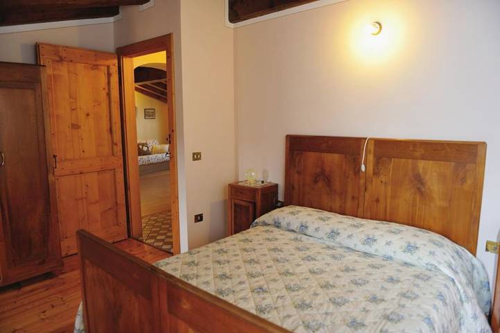 Privatzimmer für 7 Personen, mit Whirlpool