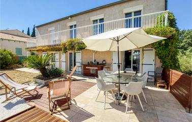 Gîte pour 10 personnes, avec terrasse, animaux acceptés à Murviel-lès-Montpellier