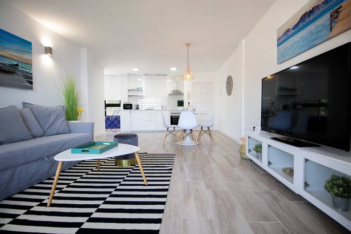 Ferienwohnung für 4 Personen, mit Balkon und Terrasse in Tabaiba