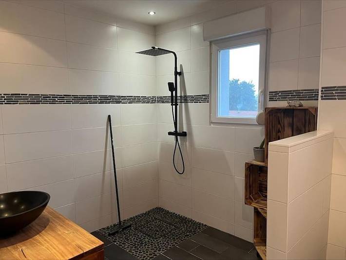 Location de vacances pour 7 personnes, avec jacuzzi ainsi que terrasse et jardin à Raon-aux-Bois - 3