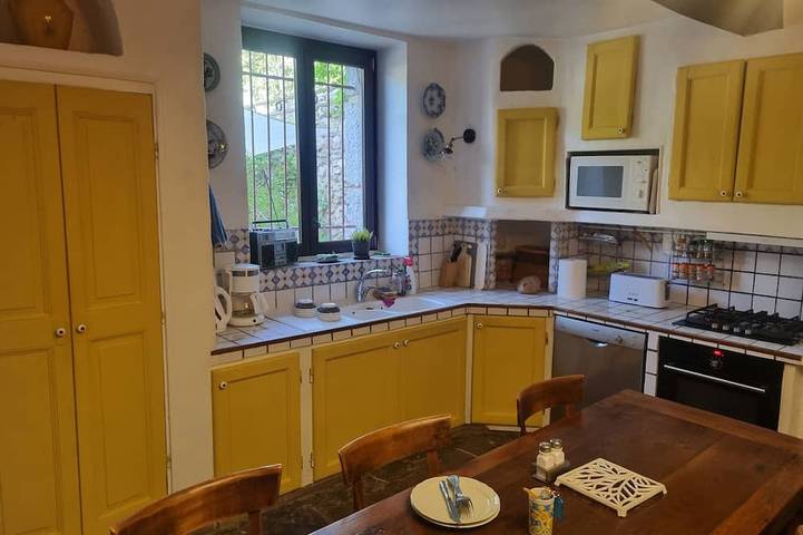 Gîte pour 13 personnes, avec jacuzzi à Sisteron - 2