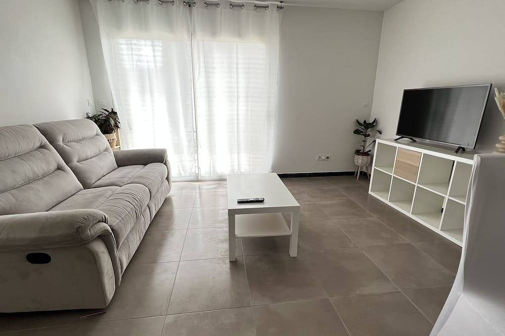 Magnificent house in Sorgues on the hill 10min from Avignon  in Sorgues, Vaucluse