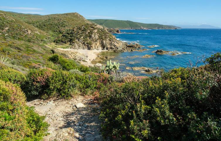 Apartamento junto a la playa con aparcamiento y lavandería in Torre dei Corsari, Arbus (Municipio)