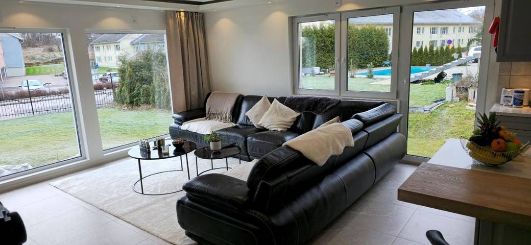 Villa för 5 Personer, med bubbelpool och trädgård i Karlskrona