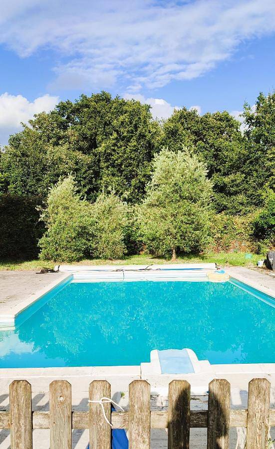 Camping per 2 persone, con panorama e piscina nonché giardino in Bretagna