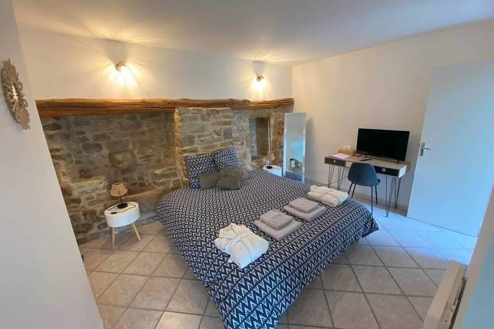 Gîte pour 14 personnes, avec jacuzzi dans Sévérac-d'Aveyron - 2