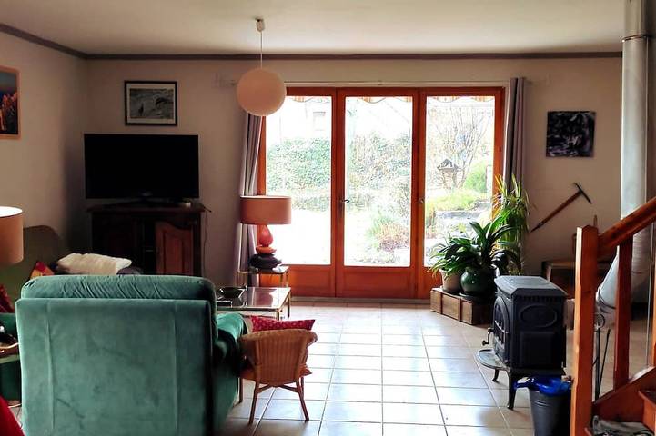 Maison Individuelle Dans Lotissement Calme. Pour 5 Personnes 3 Chambres 110m in Châteauroux-les-Alpes, Nationalpark Écrins