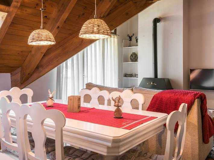 Ganze Wohnung, Elegante Duplex mit Parkplatz in Vielha, 10 Pers. in Vielha, Vielha e Mijaran