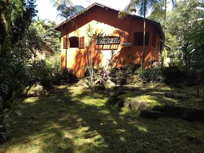 Location de vacances pour 10 personnes, avec jardin ainsi que sauna et balcon, animaux acceptés à Resende (Brasil)