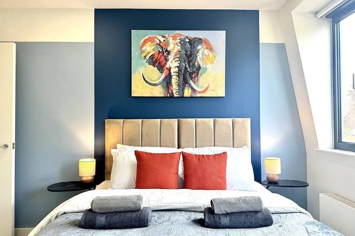 Apartment for 6 people in Bedford