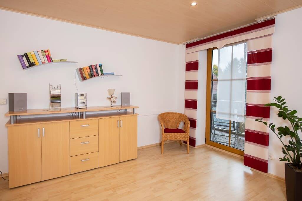 Ganze Wohnung, Ferienwohnung Forster - Ferienwohnung Forster (97qm) mit voll ausgestatteter Küche in Moosbach, Naturpark Nördlicher Oberpfälzer Wald