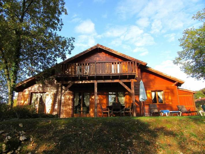 Chalet pour 8 personnes, avec balcon et jardin