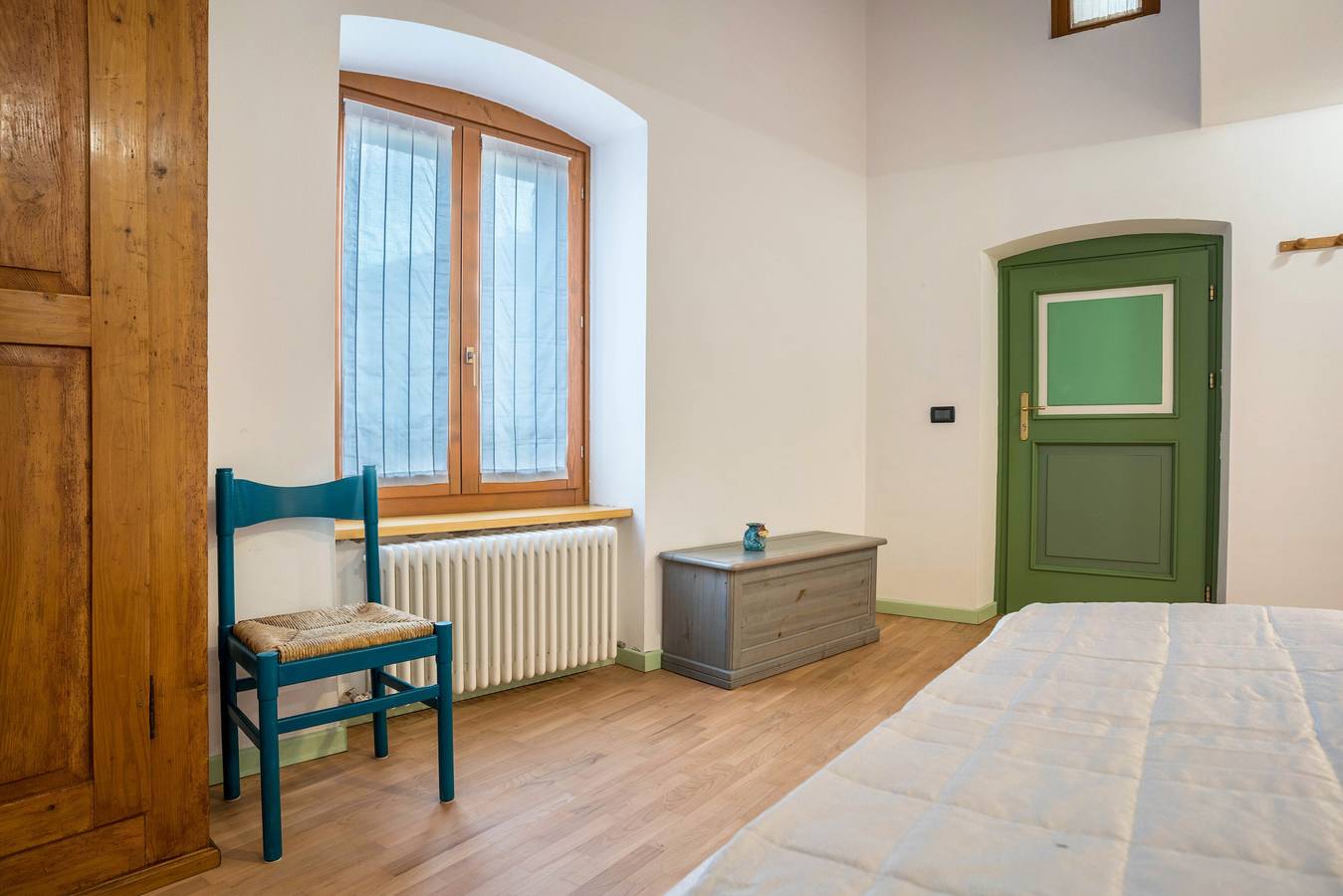 Entire apartment, Apartment 'Appartamento Terlago' with Mountain View in Terlago, Vallelaghi