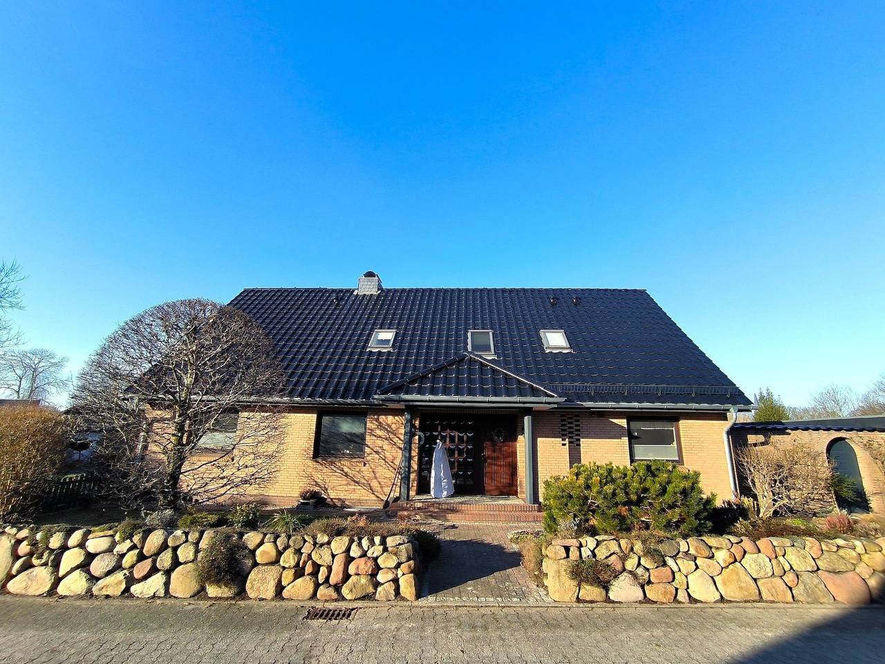 Ganze Ferienwohnung, Schuppe: herzliches Gästehaus in Tarp - Apartment Iii mit Miniküche und Balkon in Tarp, Grünes Binnenland