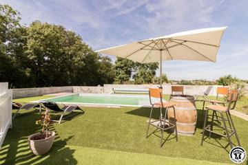 Gîte pour 4 personnes, avec jardin ainsi que piscine et terrasse, animaux acceptés dans Haute-Garonne