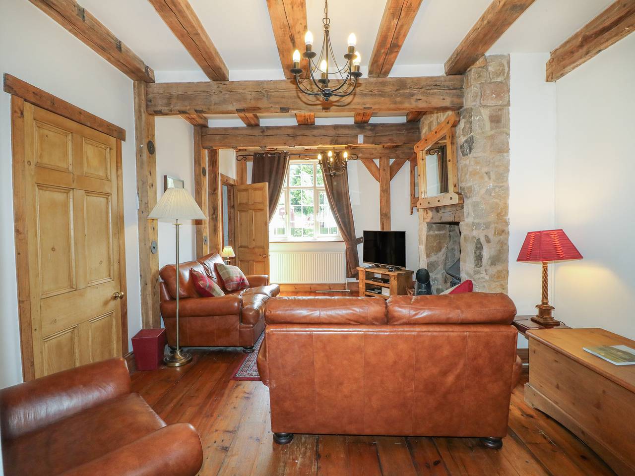 Lees Moor Cottage in Rowsley, Derbyshire