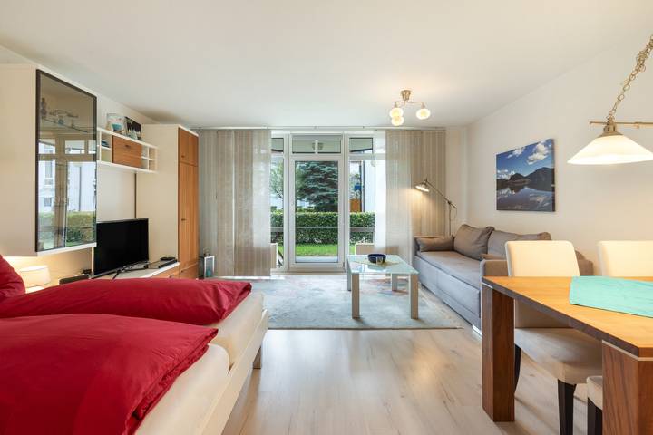 Entire apartment, Elbappartement Dresden – Modern Apartment Near the Elbe with Terrace and Garden Access in Pieschen (Dresden), Dresden