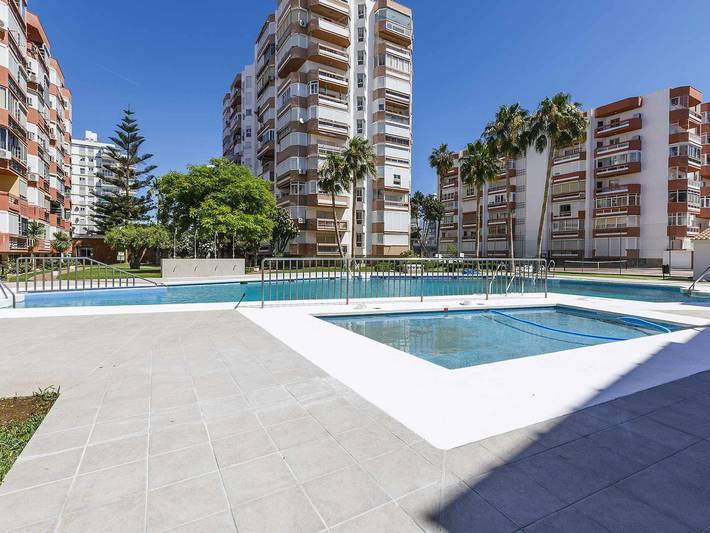 Vakantieappartement voor 4 personen, met terras en zwembad, met huisdier in Torre del Mar