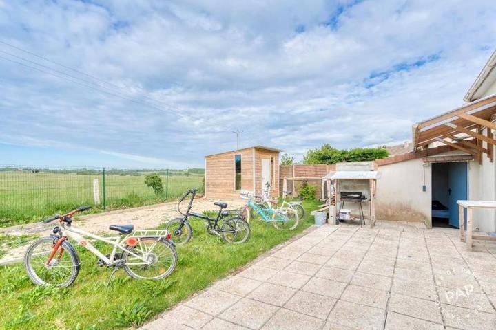 Location de vacances pour 9 personnes, avec piscine ainsi que vue et balcon, adapté aux familles à Ranville - 3