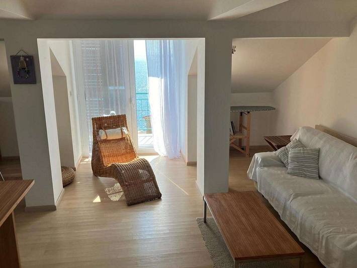 Ganze Wohnung, 2-Zimmer-Ferienwohnung mit Balkon und Meerblick Senj A-23402-a in Senj, Kvarner Festland