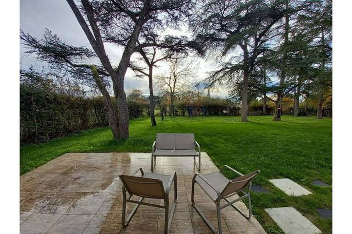 Maison de campagne pour 4 personnes, avec jardin à Somloire