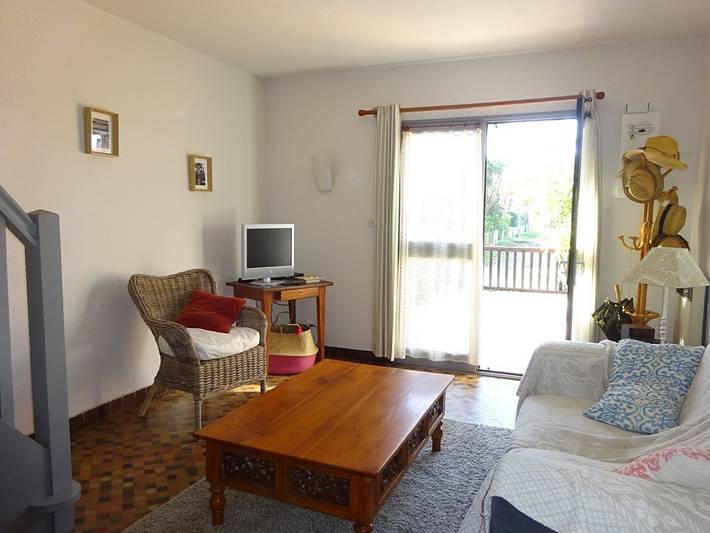 Gîte pour 6 personnes, avec terrasse dans Office De Tourisme De Biscarrosse - 2