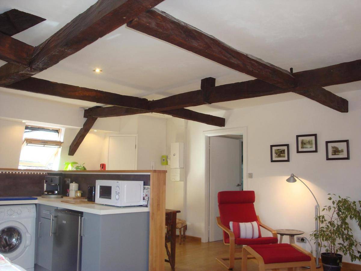 Appartement entier, Beaulieu Apartments in Beaulieu-sur-Dordogne, Région de Brive-la-Gaillarde