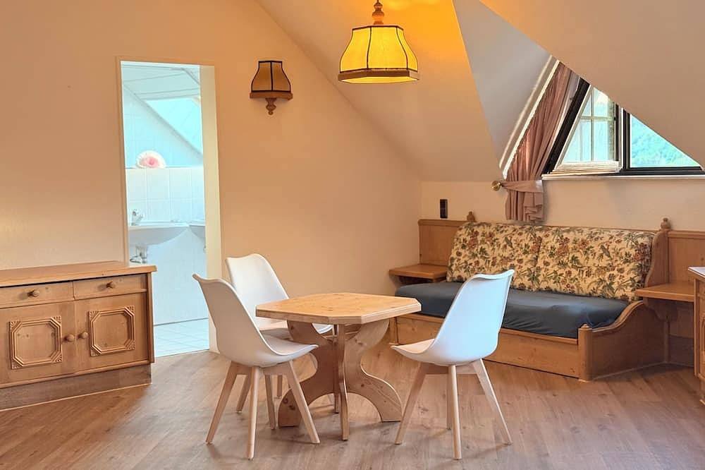 Ganze Wohnung, In & Out Boardinghaus Komfort for four Xl Zimmer in Zweifall, Stolberg