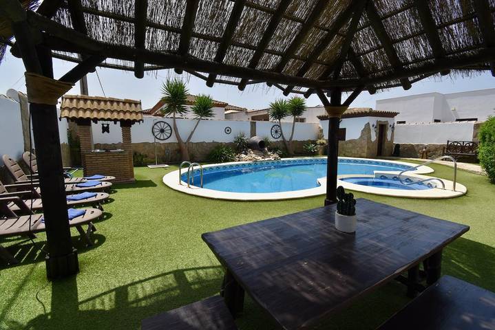 Chalet para 6 personas, con Jardín y Piscina en Andalucía - 3