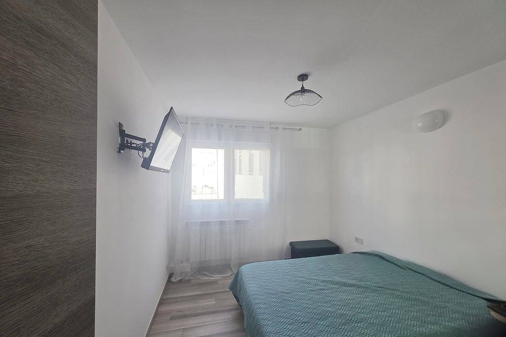 Entire apartment, F4 77 mp2 new home automation near station & bus Luxembourg in Thionville, Moselle