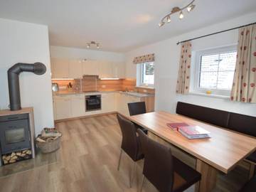 Chalet für 8 Personen in Bad Kleinkirchheim, Nockberge, Bild 3