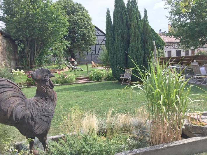 Hôtel pour 2 personnes, avec Terrasse ainsi que Jardin et Piscine dans Sierentz