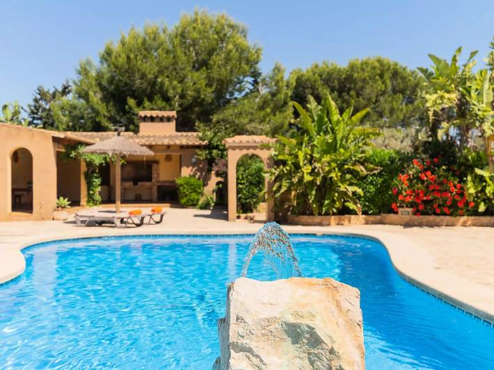 Finca für 8 Personen, mit Balkon und Terrasse sowie Garten und Pool in Calonge (Mallorca) - 2