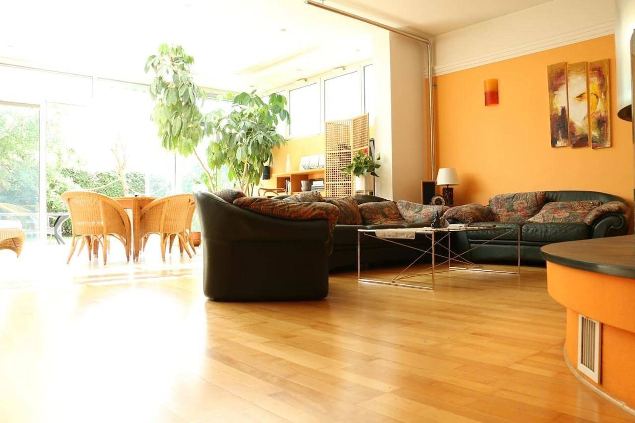Ganze Wohnung, Basic Triple Room with Shared Bathroom in Dornbirn, Bodensee-Vorarlberg