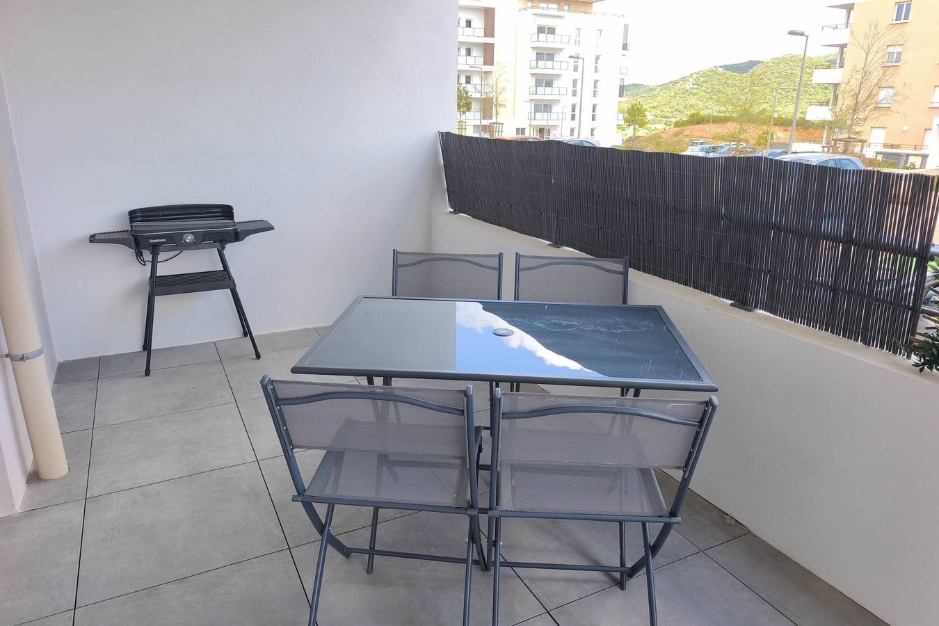 Apartamento entero, T2 apartment with terrace in Ajaccio, Region de Ajaccio