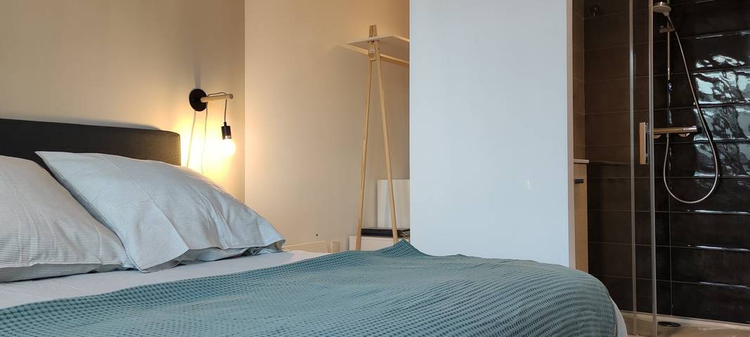 Appartement entier, Lodge Larrun avec vue sur la montagne, balcon et Wi-Fi in Sare, Région de Bayonne