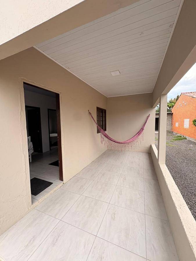 Casas e apartamentos de temporada para 5 pessoas, com balcão em Balneário Gaivota