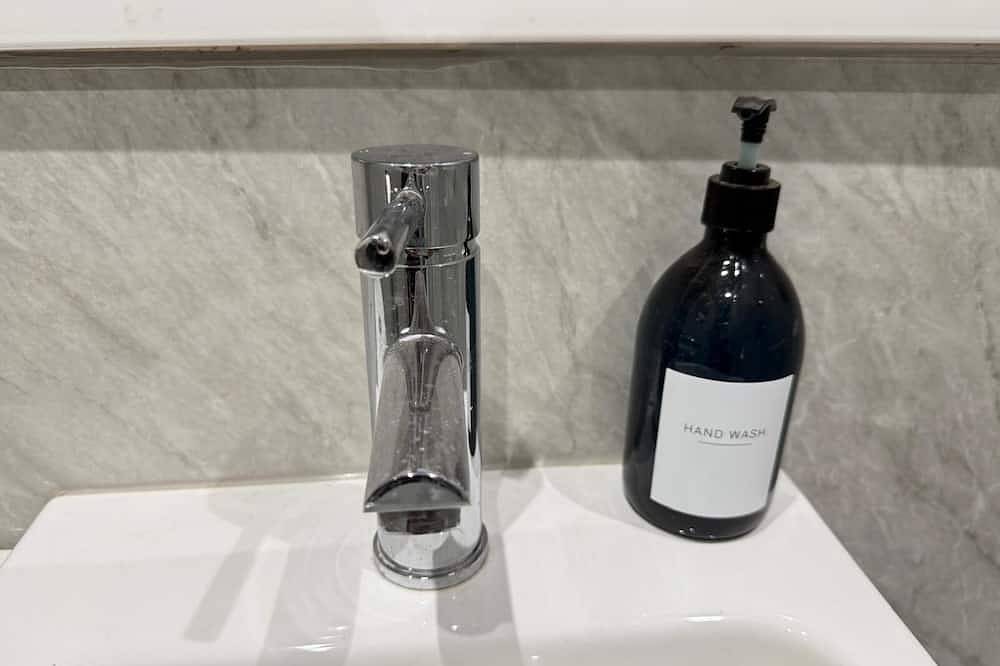 3-bedroom house in welcoming Poulton-le-Fylde with Wifi, parking and hot tub! in Blackpool Pleasure Beach, Lancashire