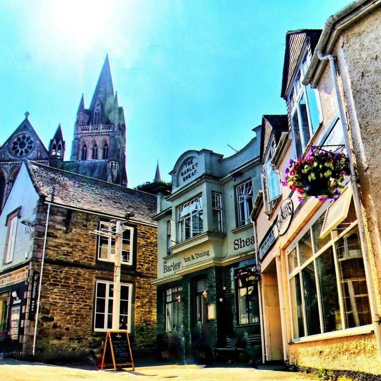 Barley Sheaf, Old Bridge Street En Suite Rooms, Room Only in Truro, Cornwall