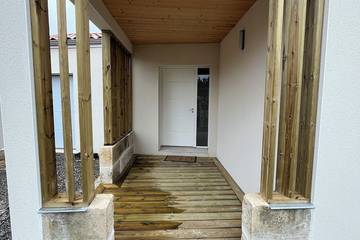 Location de vacances pour 8 personnes, avec jardin et terrasse à Le Bourdet