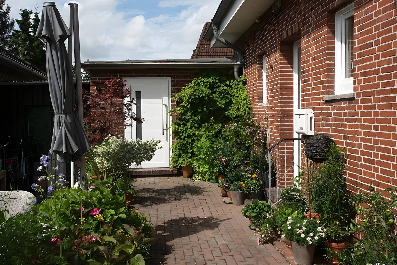 Ganze Wohnung, Ferienwohnung '1-Raum Ferienwohnung Schulz' mit Gemeinschaftsterrasse und Wi-Fi in Heide, Heide und Umgebung